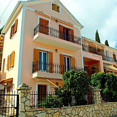 Korona Apartments Vathí Kültér fotó
