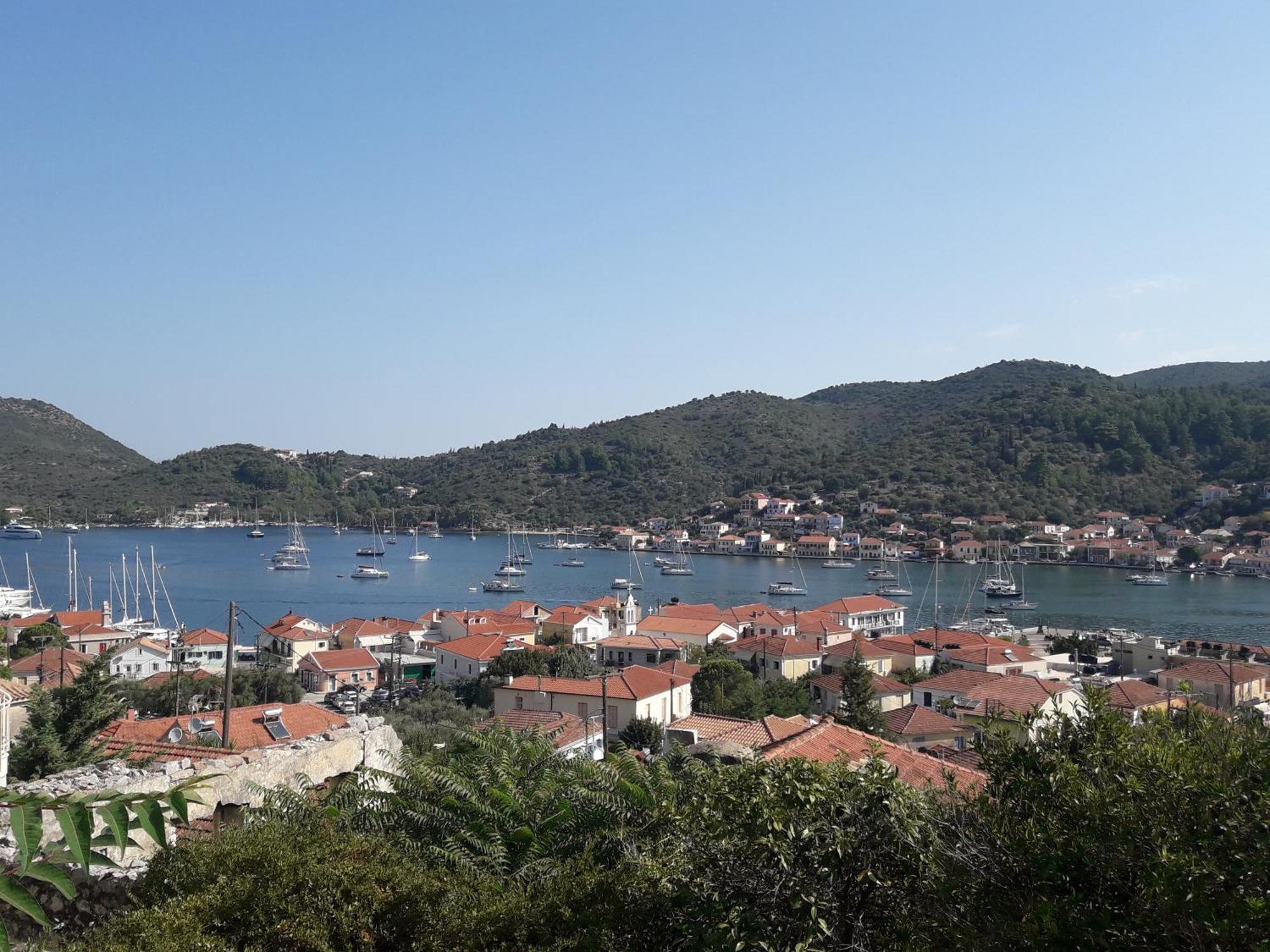 Korona Apartments Vathí Kültér fotó