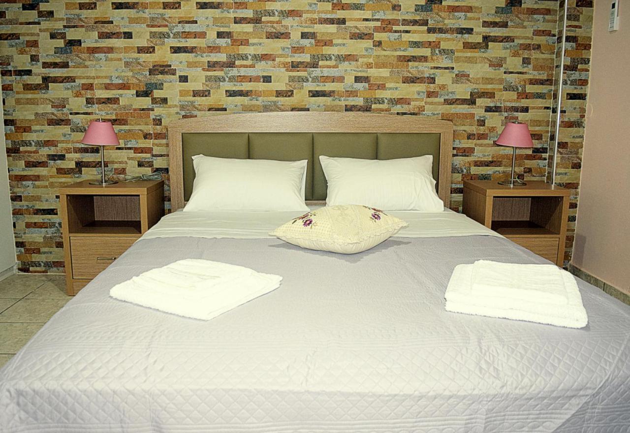 Korona Apartments Vathí Kültér fotó