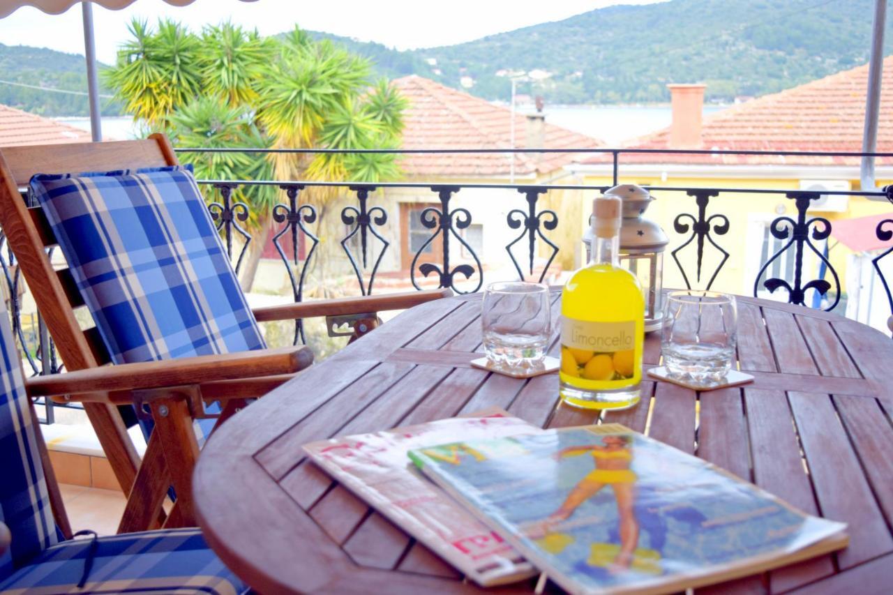 Korona Apartments Vathí Kültér fotó